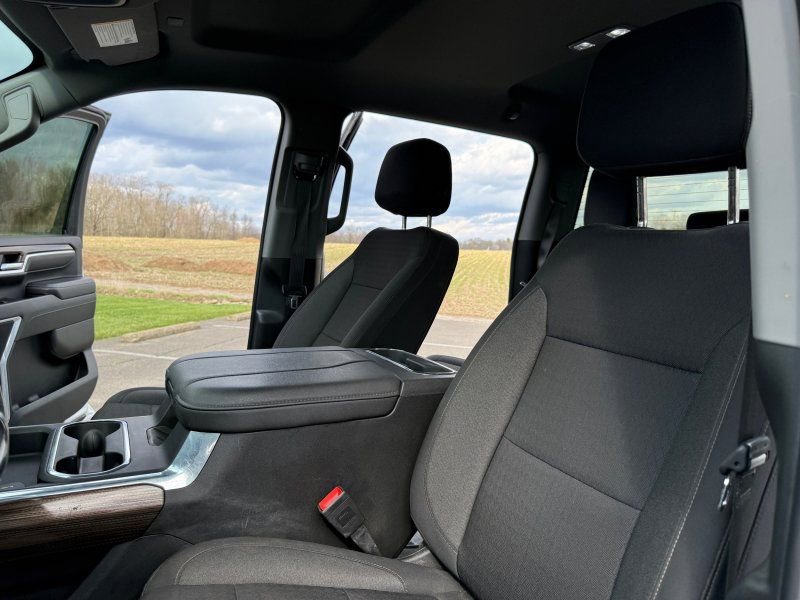Used 2025 Chevrolet Silverado 2500 LT w/ Z71 Chrome Sport Edition AWD/4WD image 32