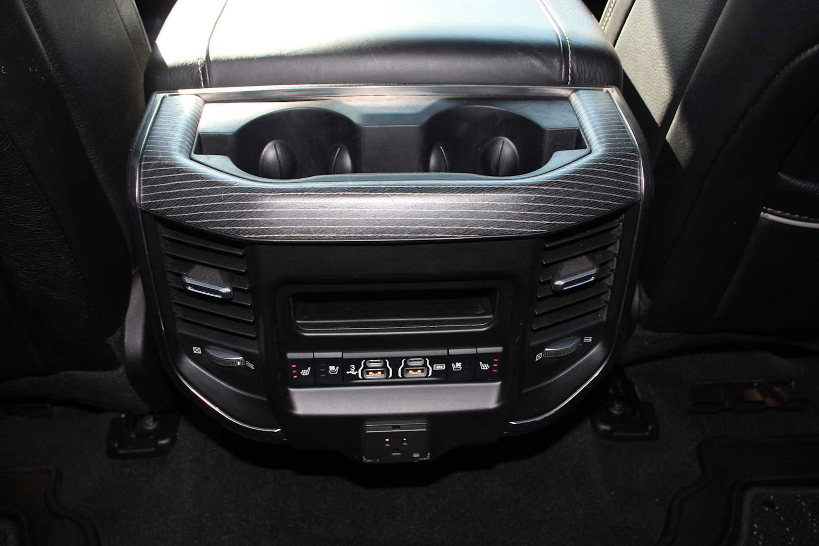Used 2020 RAM 1500 Limited AWD/4WD image 35