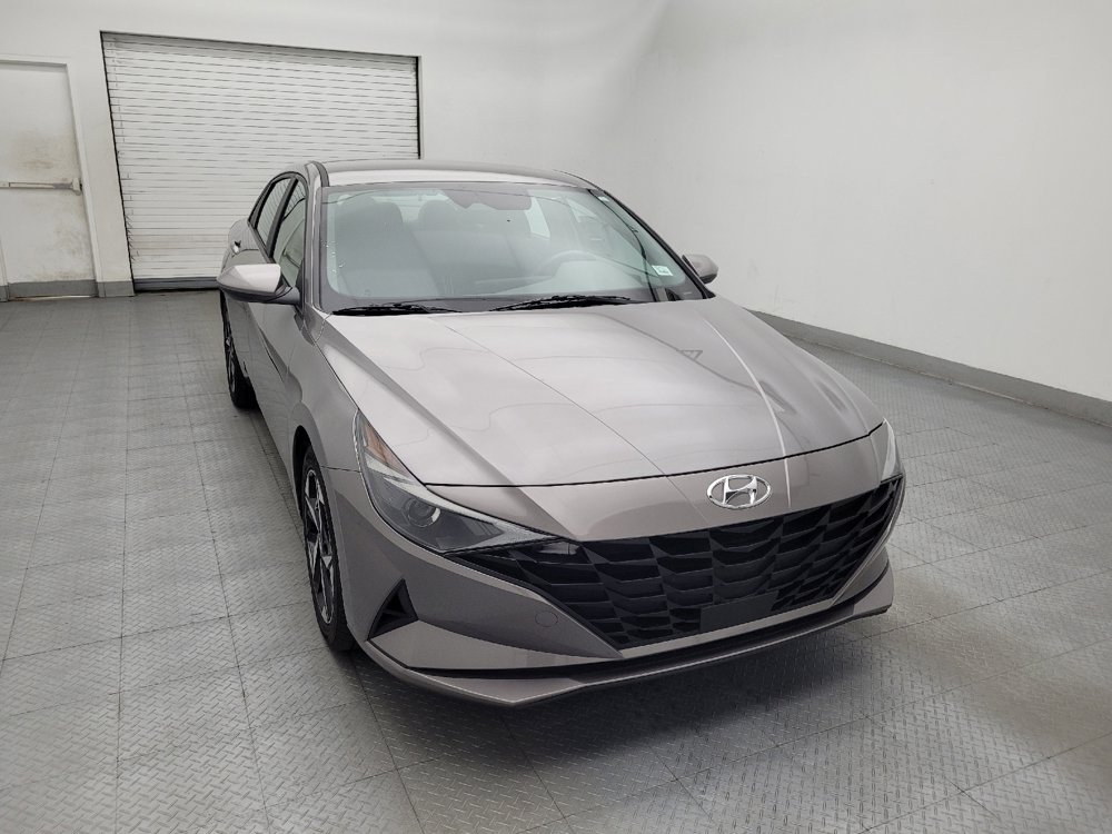 Used 2023 Hyundai Elantra SEL w/ Convenience Package FWD image 14