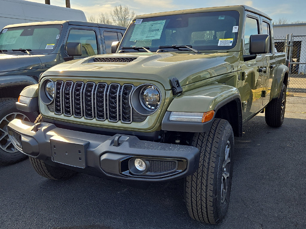 New 2026 Jeep Gladiator Sport AWD/4WD image 2