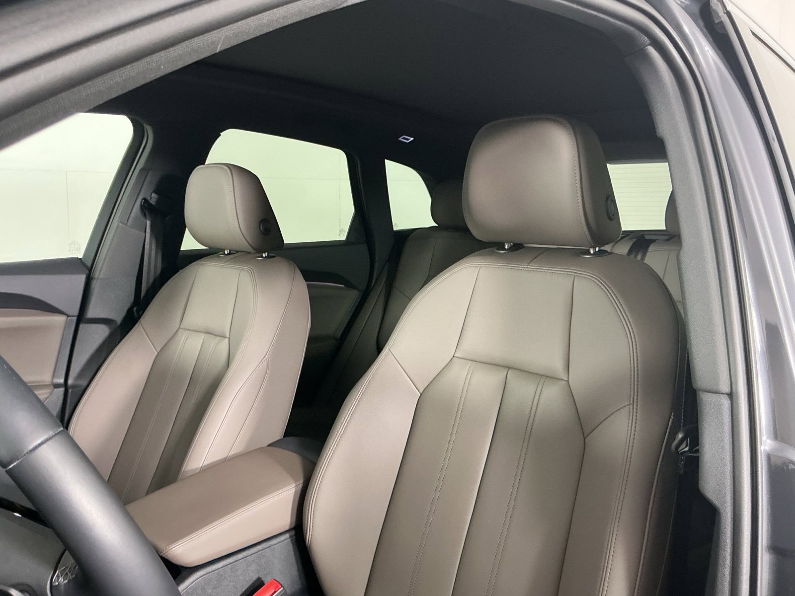 Used 2025 Audi Q5 Premium Plus AWD/4WD image 10