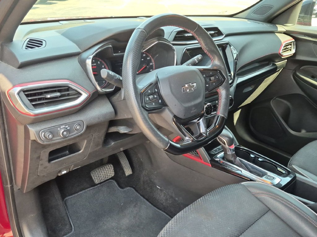 Used 2023 Chevrolet TrailBlazer RS w/ Convenience Package FWD image 35