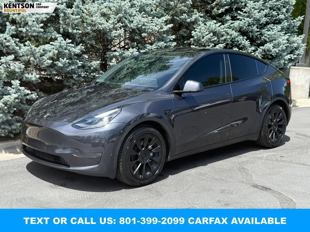 Used 2024 Tesla Model Y Long Range AWD/4WD image 1
