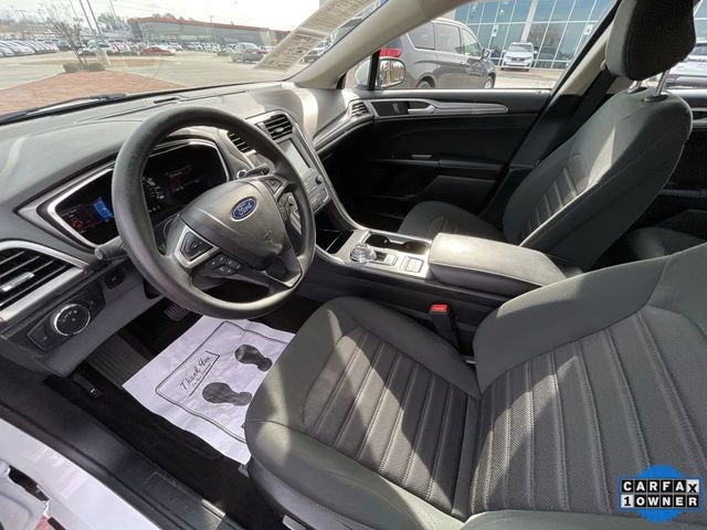 Used 2020 Ford Fusion SE image 14