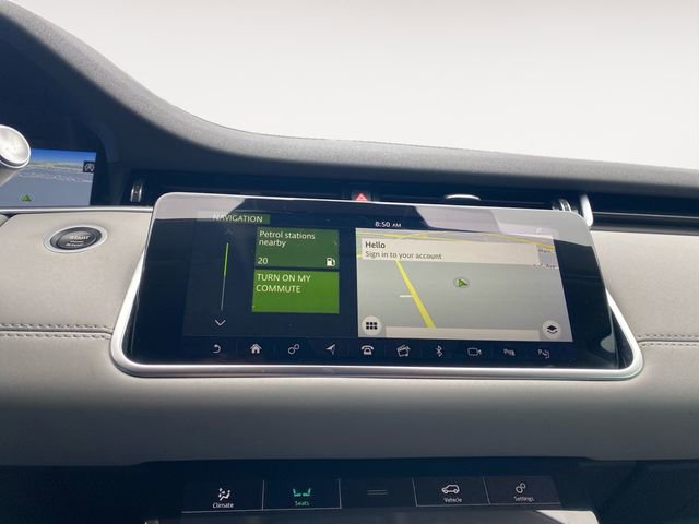 Used 2020 Land Rover Range Rover Evoque SE image 24