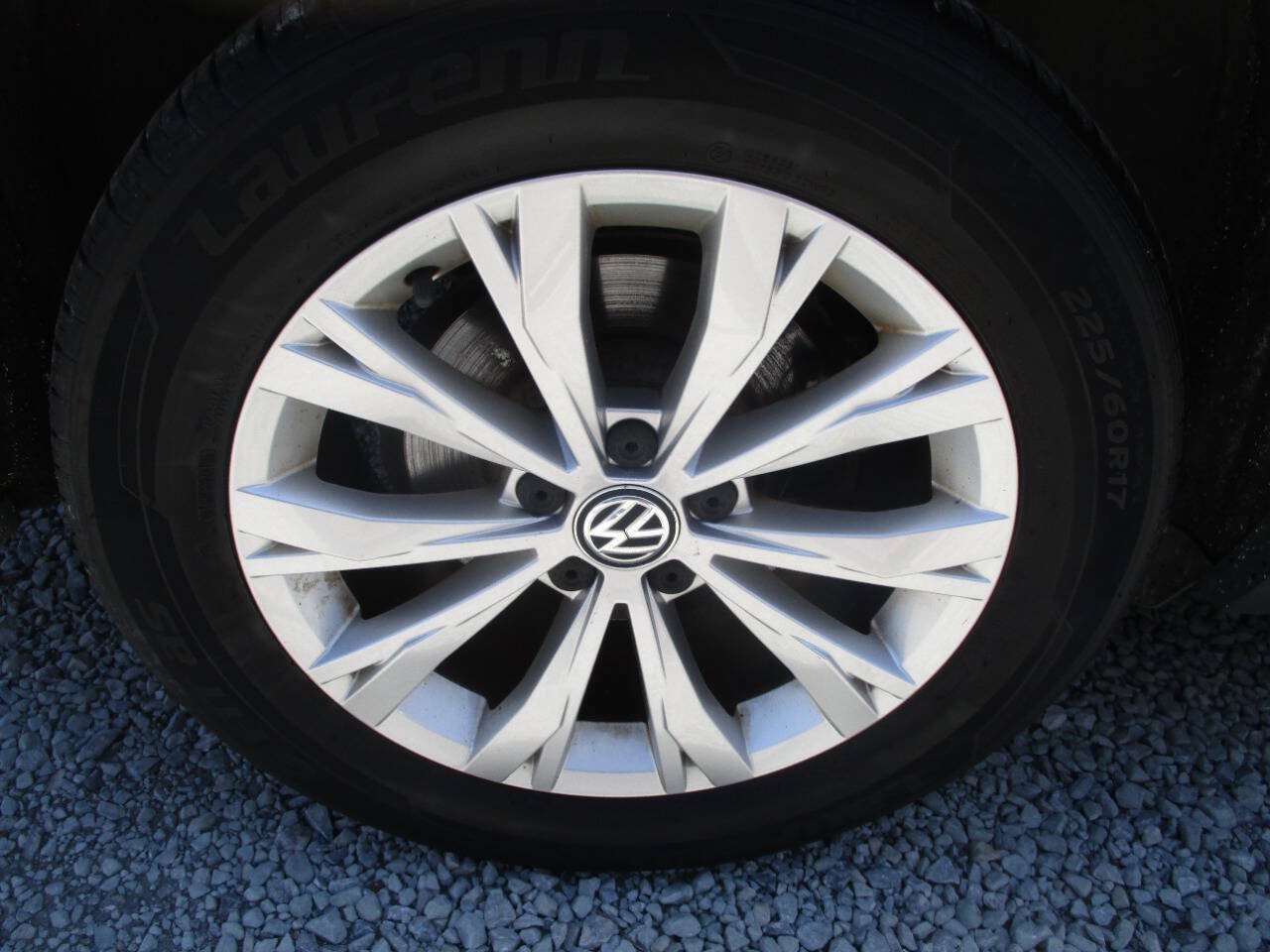 Used 2018 Volkswagen Tiguan S AWD/4WD image 28