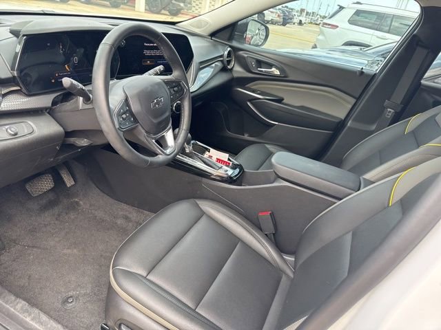 Used 2025 Chevrolet Trax ACTIV w/ Driver Confidence Package FWD image 29
