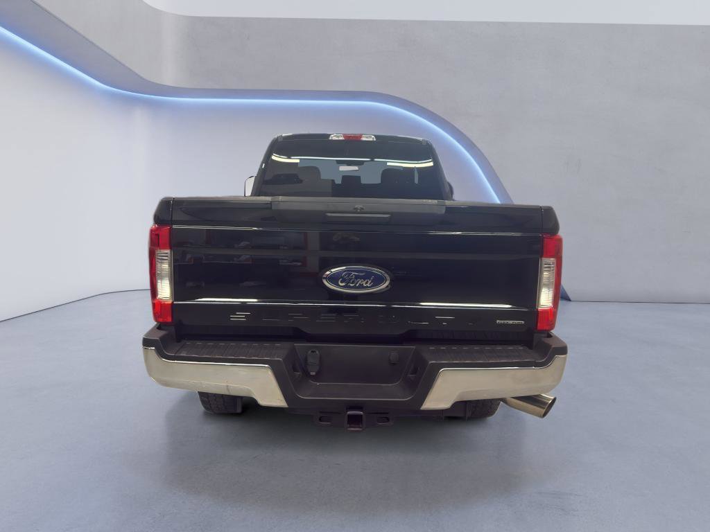 Used 2017 Ford F250 XLT w/ FX4 Off-Road Package image 6