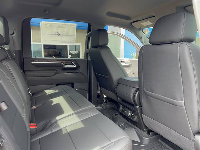 New 2026 GMC Sierra 2500 SLT AWD/4WD image 17