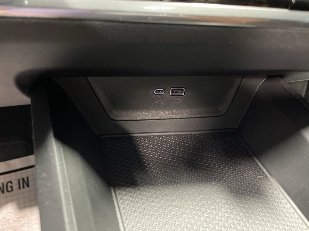New 2026 Chevrolet Equinox LT w/ Safety and Technology Package FWD image 38