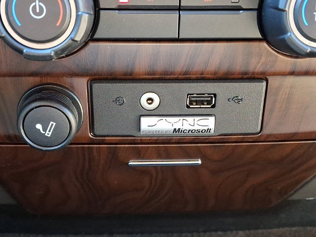 Used 2012 Ford F150 Lariat w/ Lariat Chrome Pkg RWD image 24