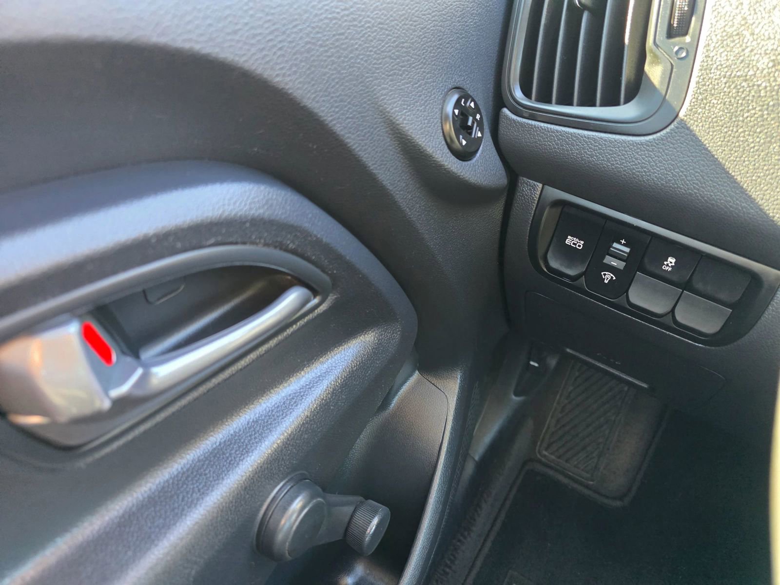 Used 2012 Kia Rio LX image 19