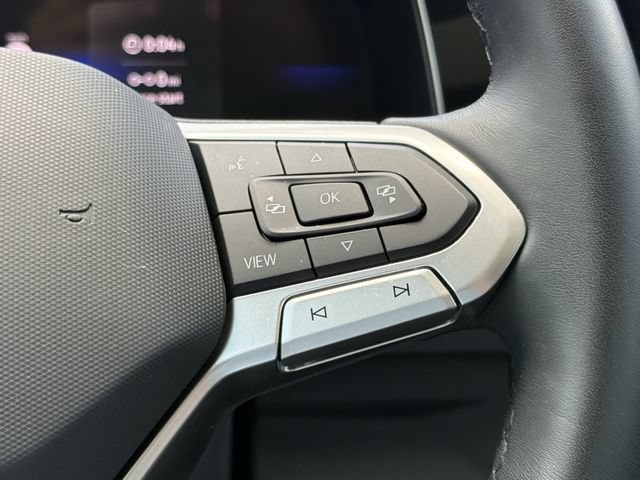 Used 2026 Volkswagen Jetta SE FWD image 11