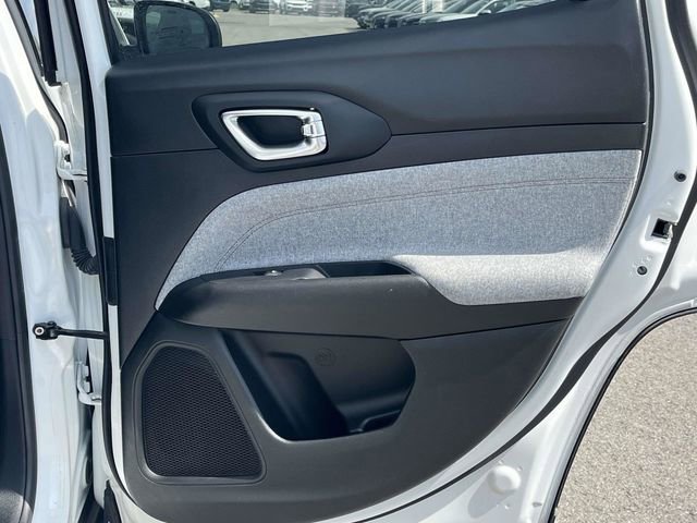 Used 2022 Jeep Compass Latitude image 22