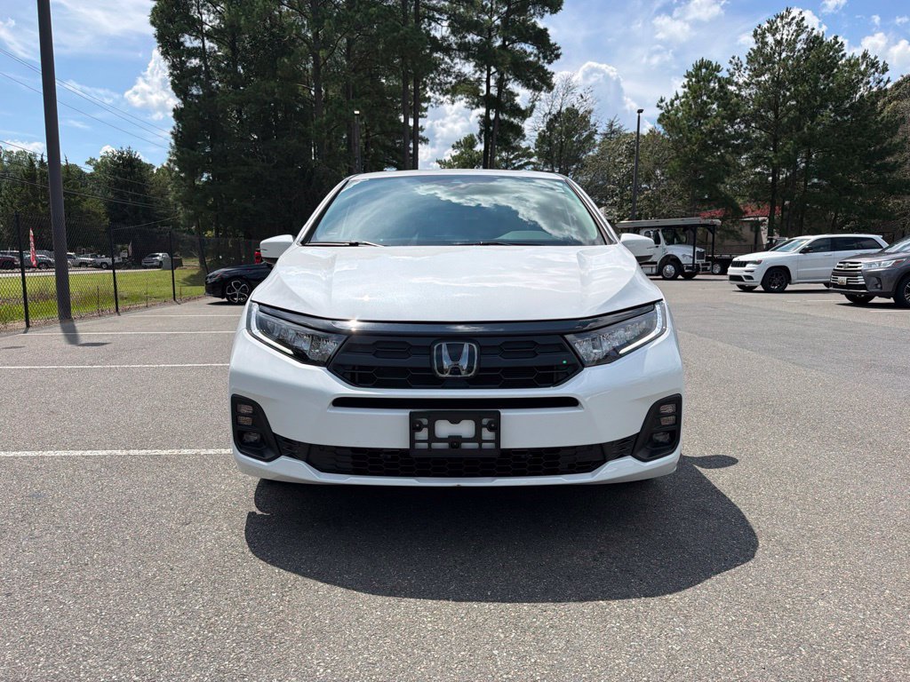 Certified 2026 Honda Odyssey EX-L image 3