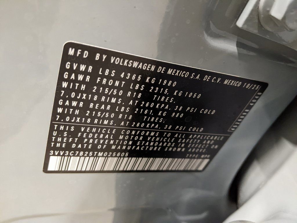 New 2026 Volkswagen Taos SE FWD image 30