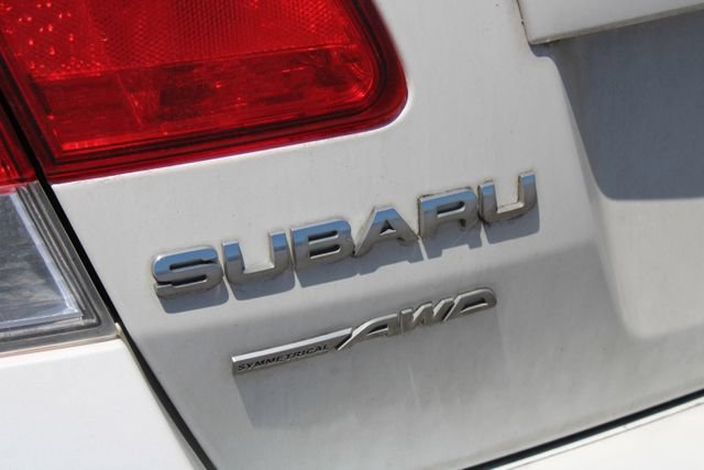 Used 2014 Subaru Legacy 2.5i Premium AWD/4WD image 14