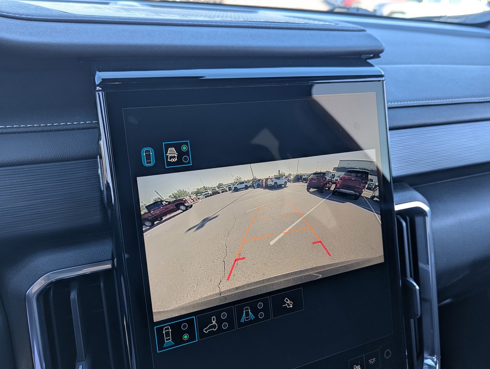 Certified 2025 GMC Acadia Elevation image 29