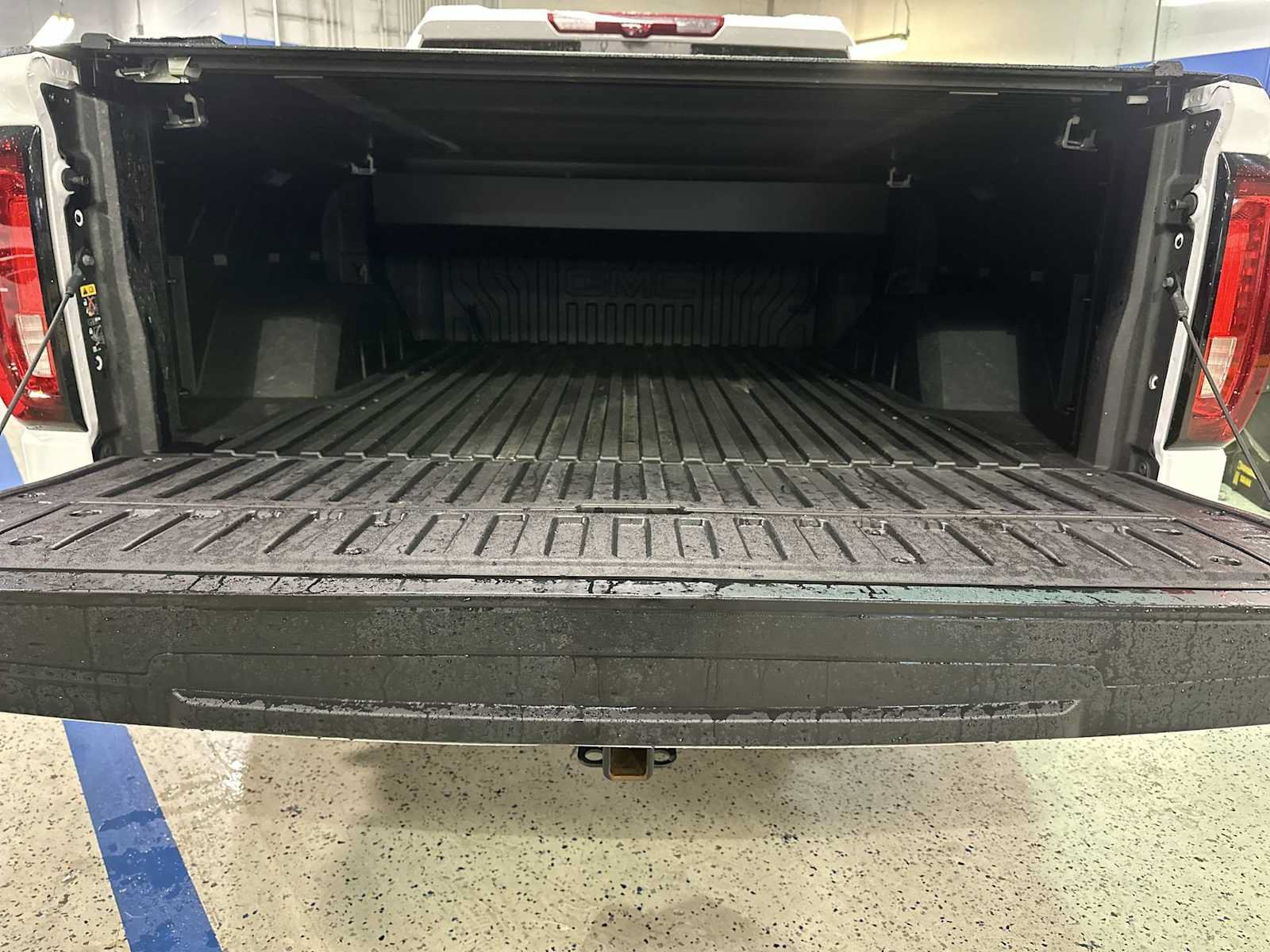 Certified 2026 GMC Sierra 1500 AT4 w/ AT4 Premium Package AWD/4WD image 37