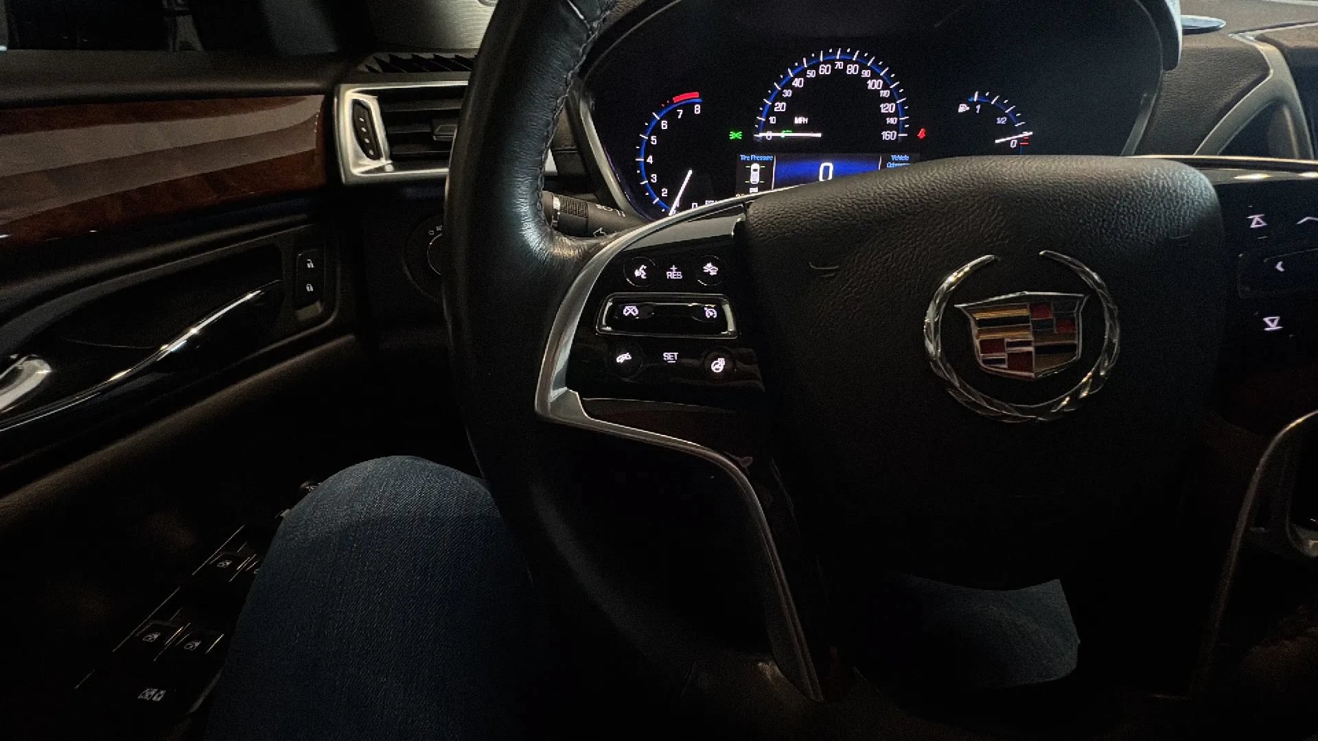 Used 2016 Cadillac SRX Premium FWD image 47