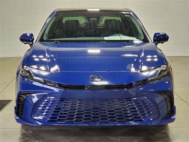 Used 2025 Toyota Camry XSE image 7