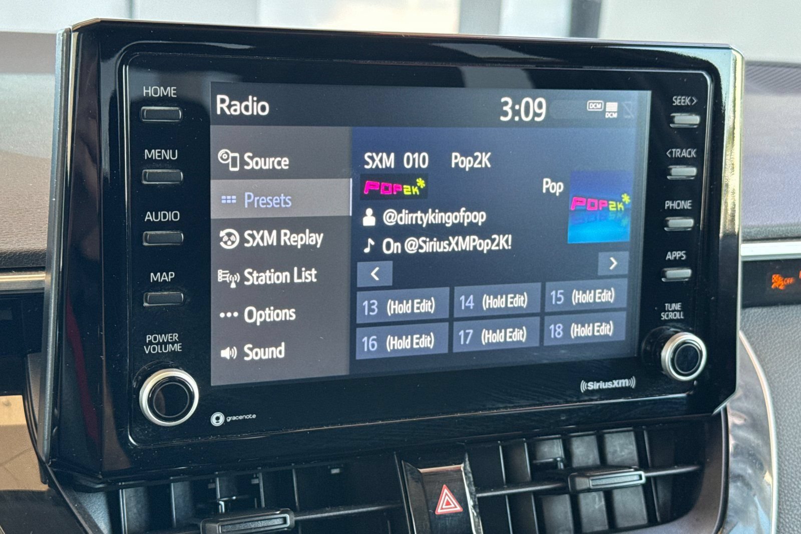 Certified 2022 Toyota Corolla LE FWD image 22