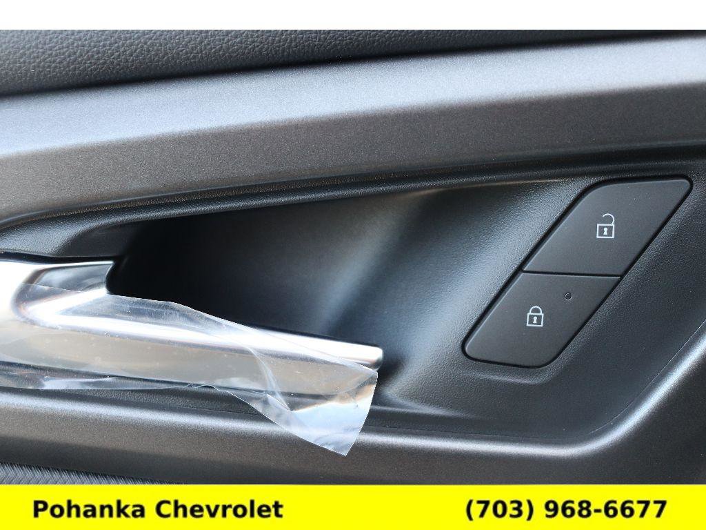 New 2026 Chevrolet Equinox EV LT w/ Comfort Package FWD image 19