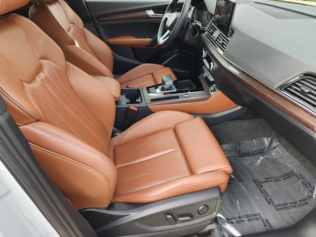 Used 2025 Audi Q5 2.0T Premium Plus w/ Premium Plus Package image 12