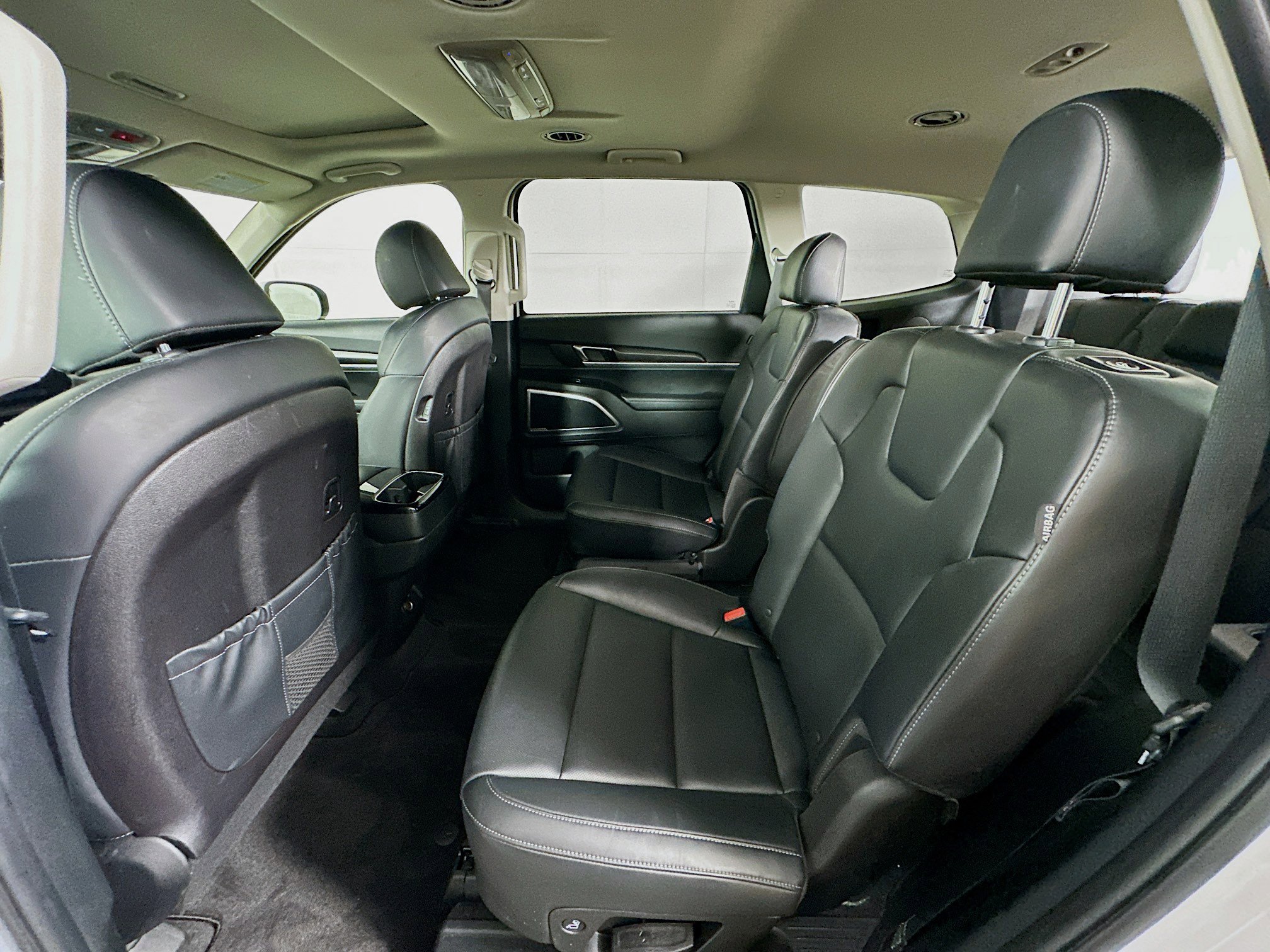 Used 2025 Kia Telluride S FWD image 29