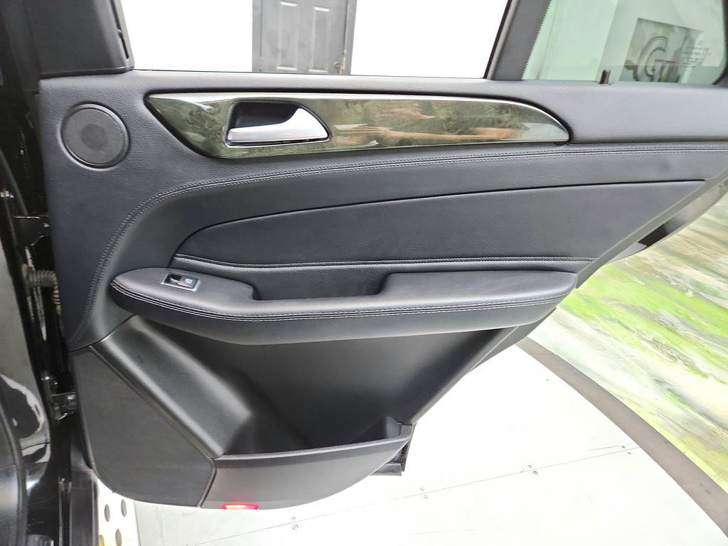 Used 2017 Mercedes-Benz GLE 43 AMG 4MATIC image 31