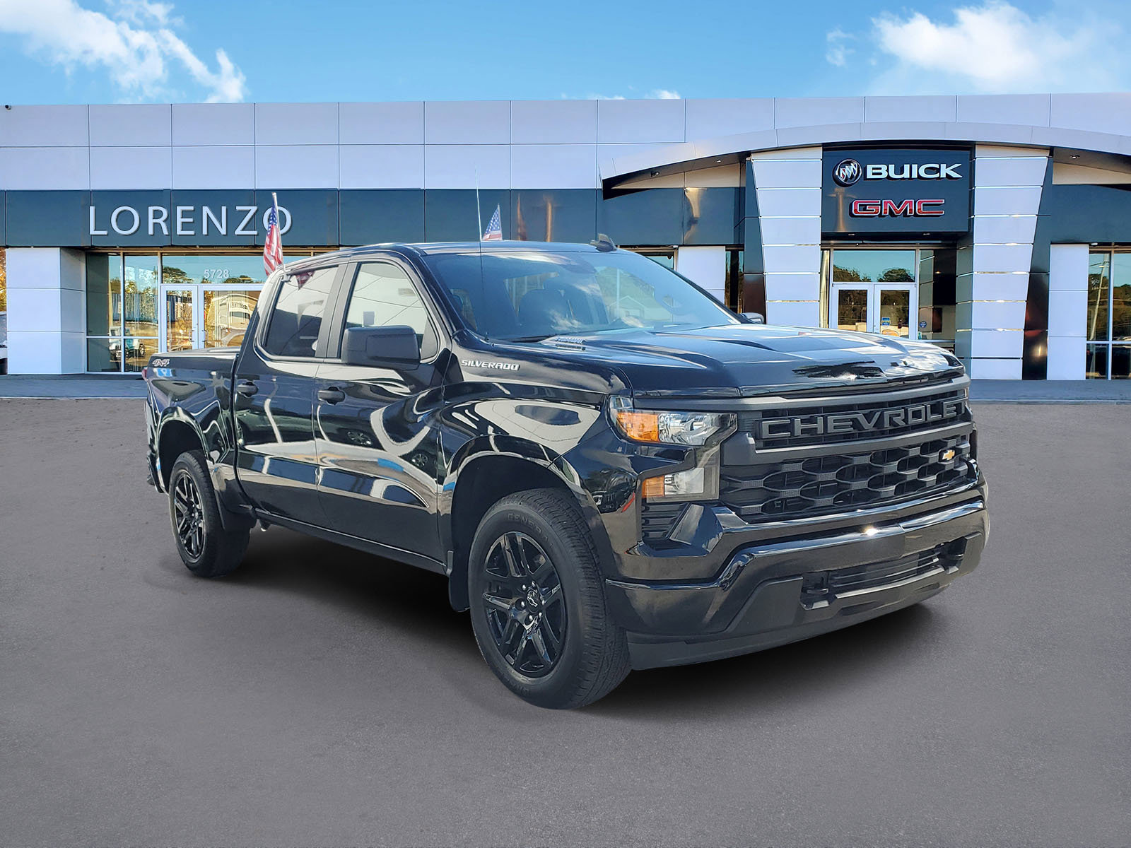 Used 2025 Chevrolet Silverado 1500 Custom image 3