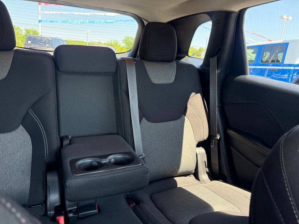 Used 2014 Jeep Cherokee Latitude w/ Comfort/Convenience Group AWD/4WD image 60