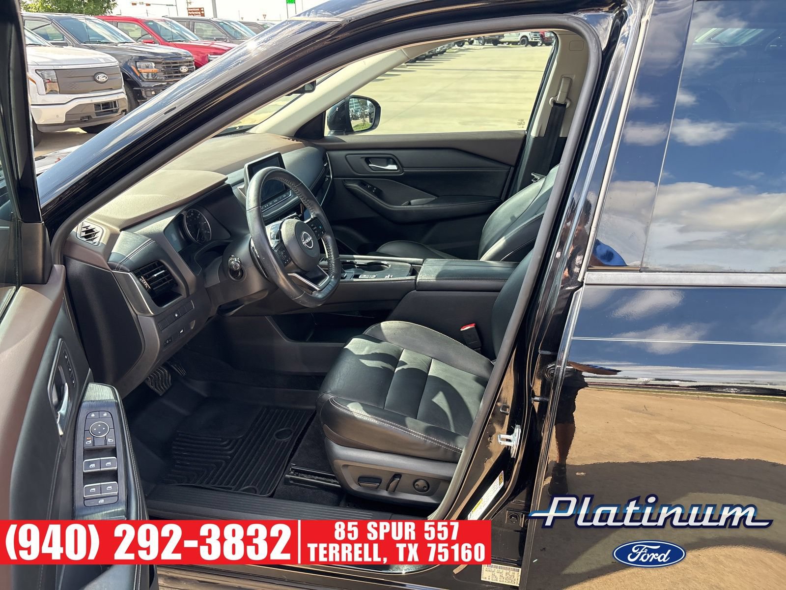 Used 2022 Nissan Rogue SL FWD image 15