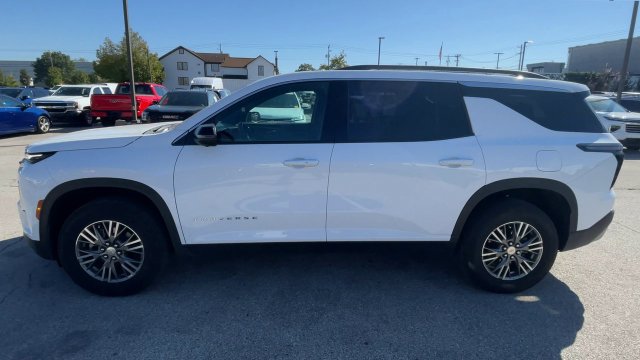 Used 2026 Chevrolet Traverse LT w/ Driver Confidence Package FWD image 7