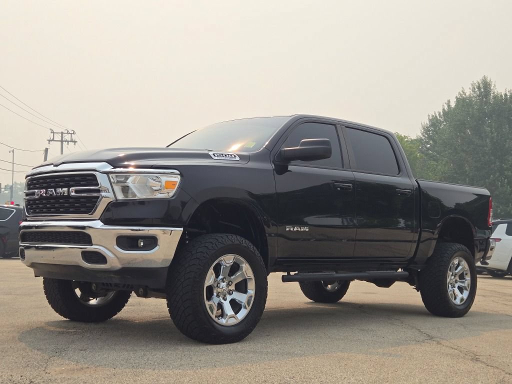 Used 2022 RAM 1500 Big Horn AWD/4WD image 4