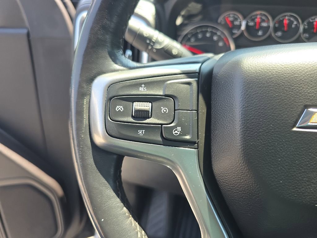Used 2022 Chevrolet Silverado 1500 LT AWD/4WD image 26