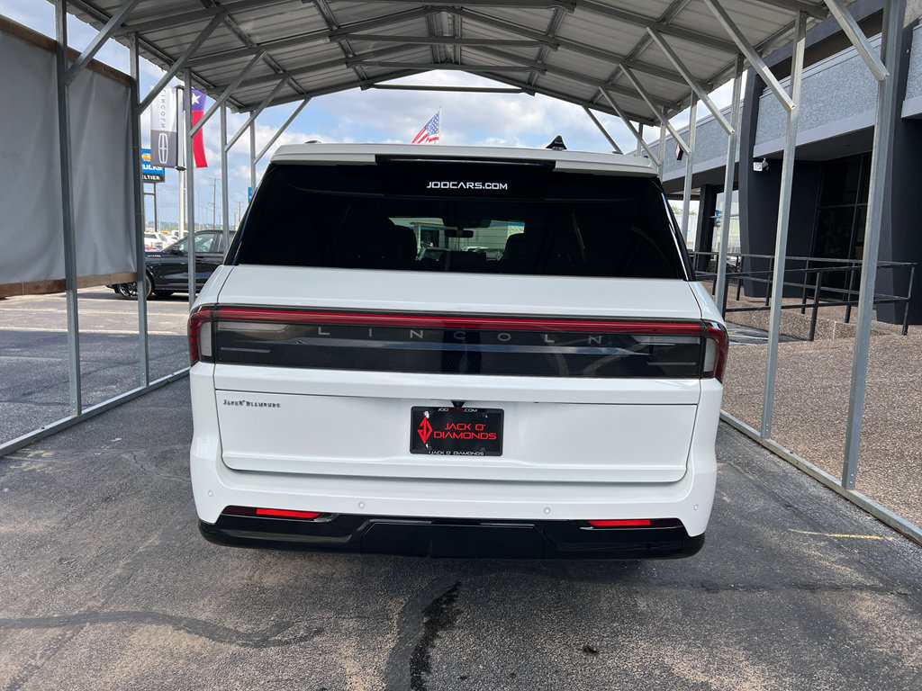 New 2025 Lincoln Navigator L Reserve image 5