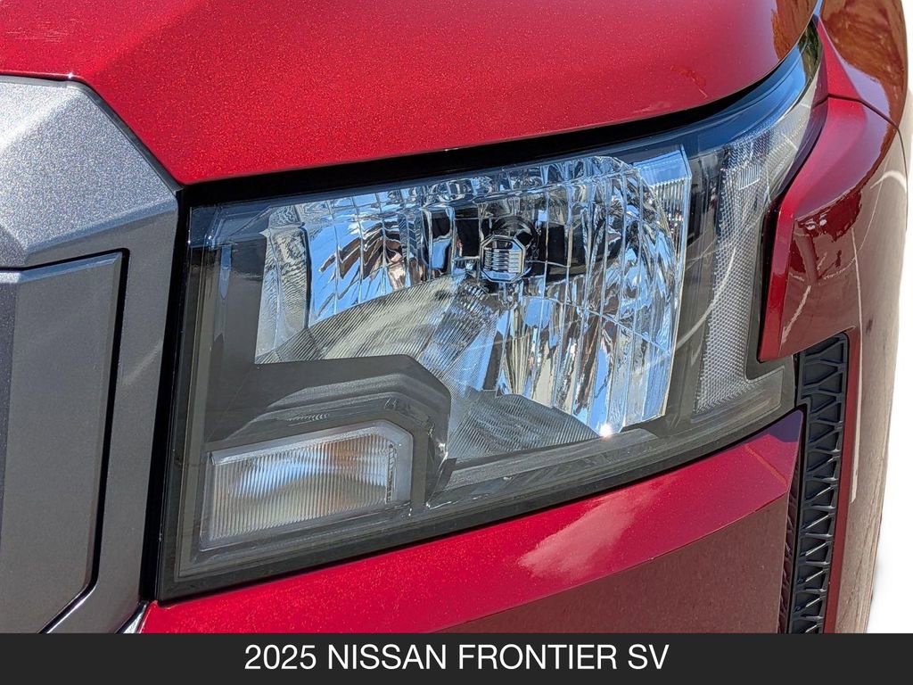 Used 2025 Nissan Frontier SV RWD image 10