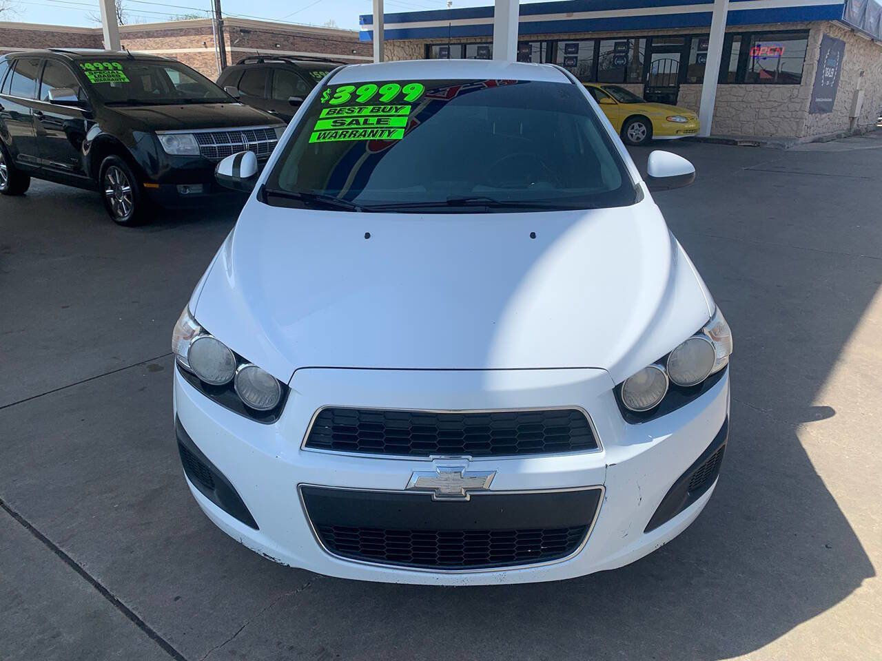 Used 2014 Chevrolet Sonic LS FWD image 2