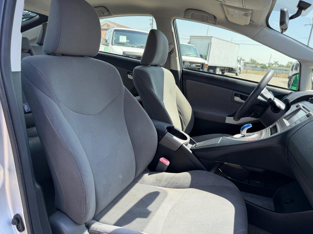 Used 2013 Toyota Prius Two image 22