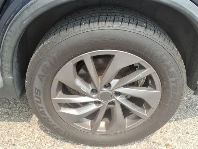 Used 2016 Nissan Rogue SL AWD/4WD image 15