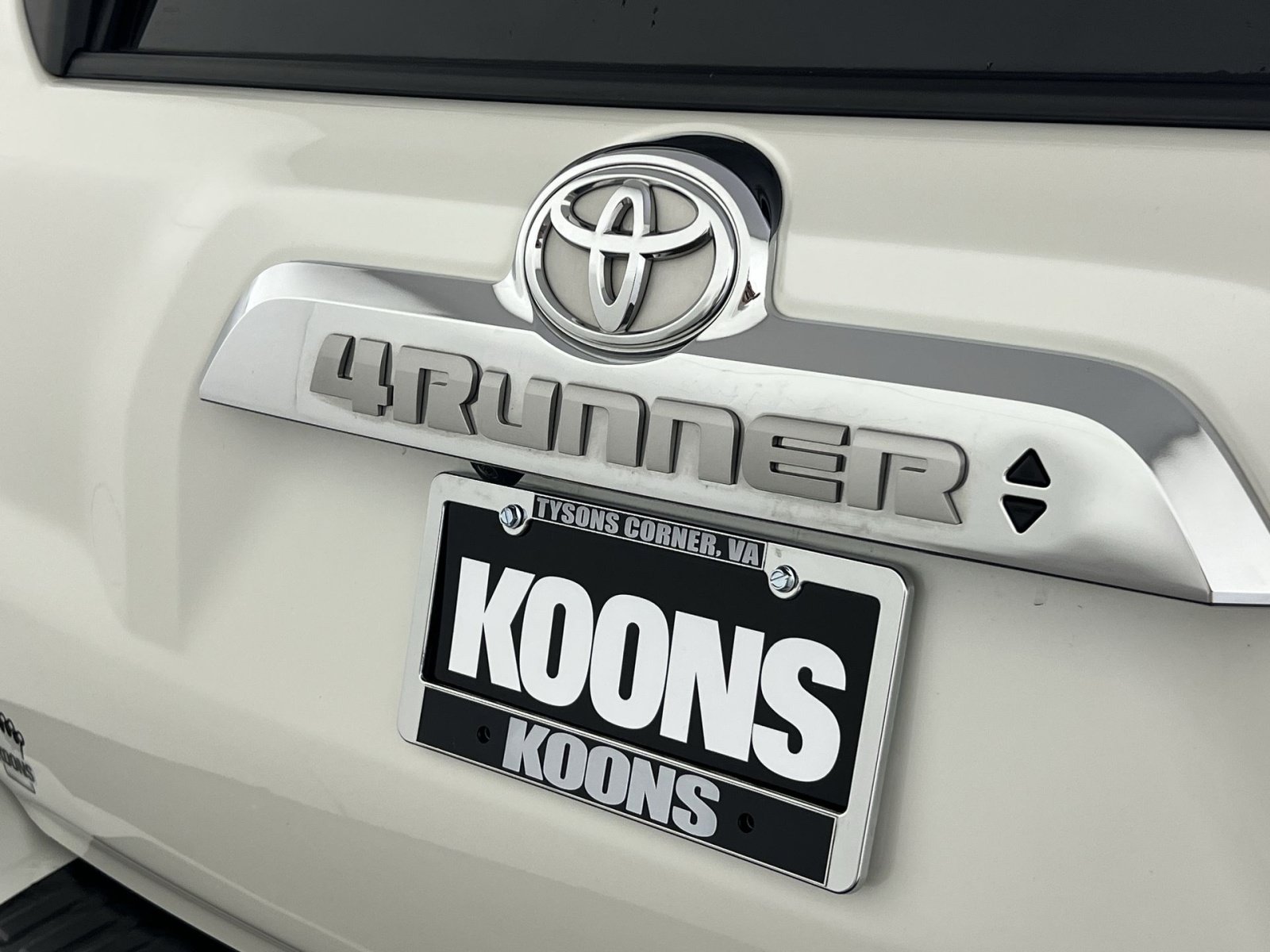 Used 2023 Toyota 4Runner Limited AWD/4WD image 27