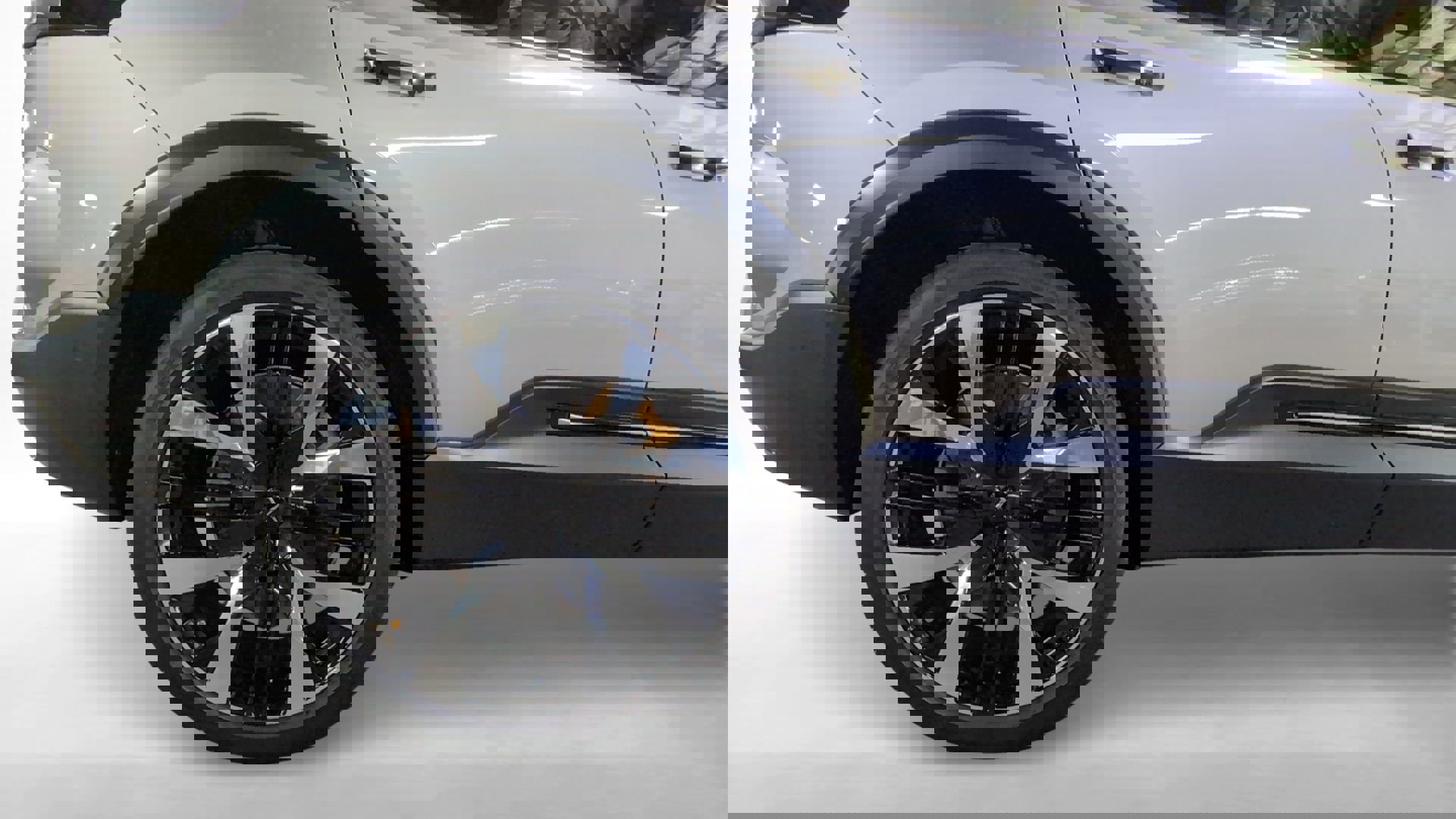 Used 2025 Polestar Polestar 3 image 24