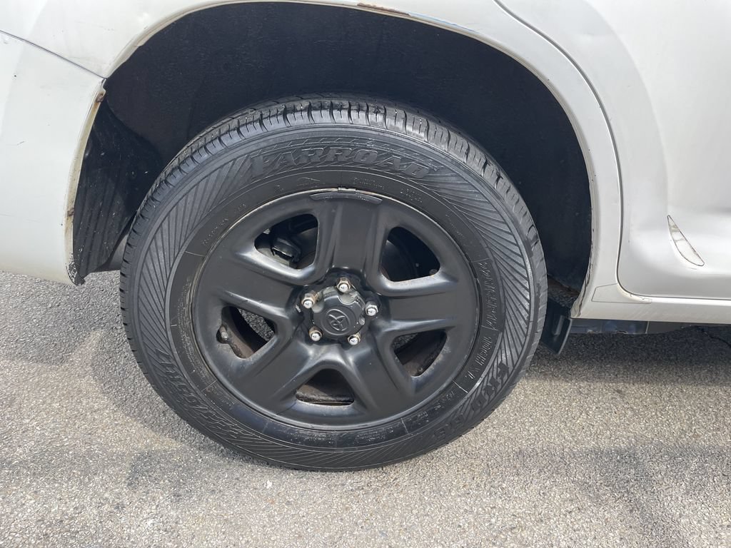 Used 2006 Toyota RAV4 2WD image 12