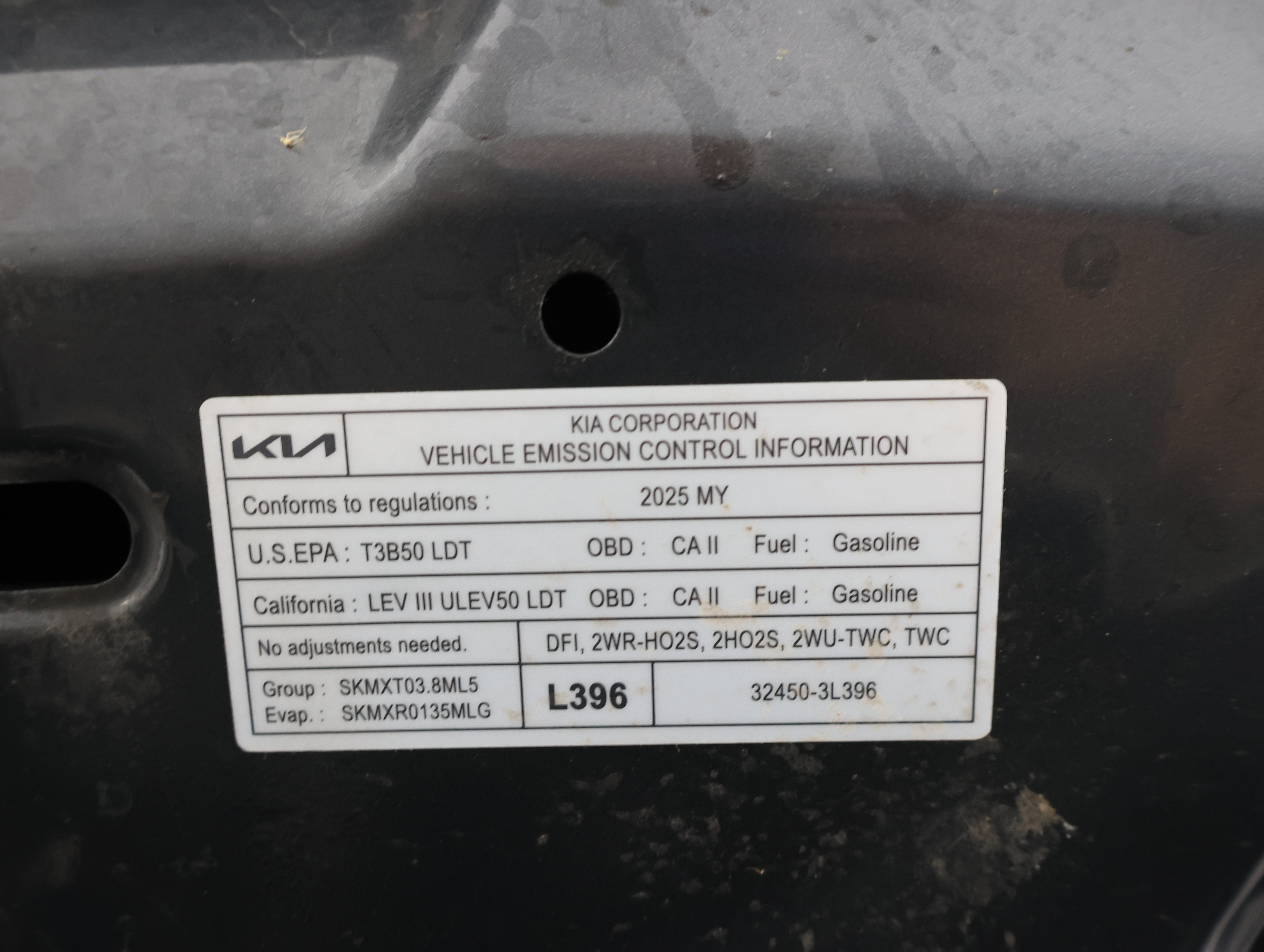 Used 2025 Kia Telluride S AWD/4WD image 23