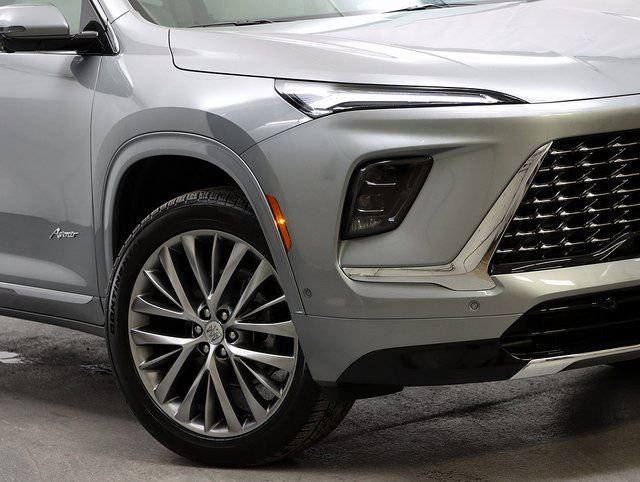 New 2026 Buick Enclave Avenir w/ Super Cruise Package image 3