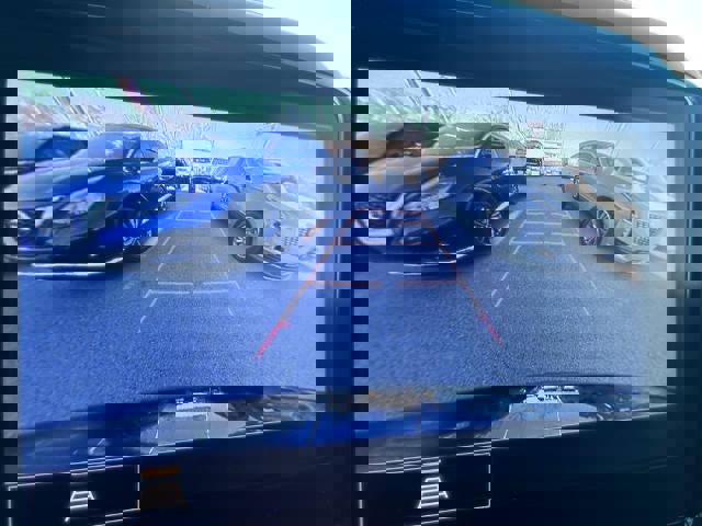 Used 2023 Chevrolet Traverse LT image 12