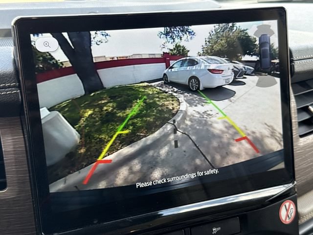 Used 2024 Ford Expedition Limited RWD image 18