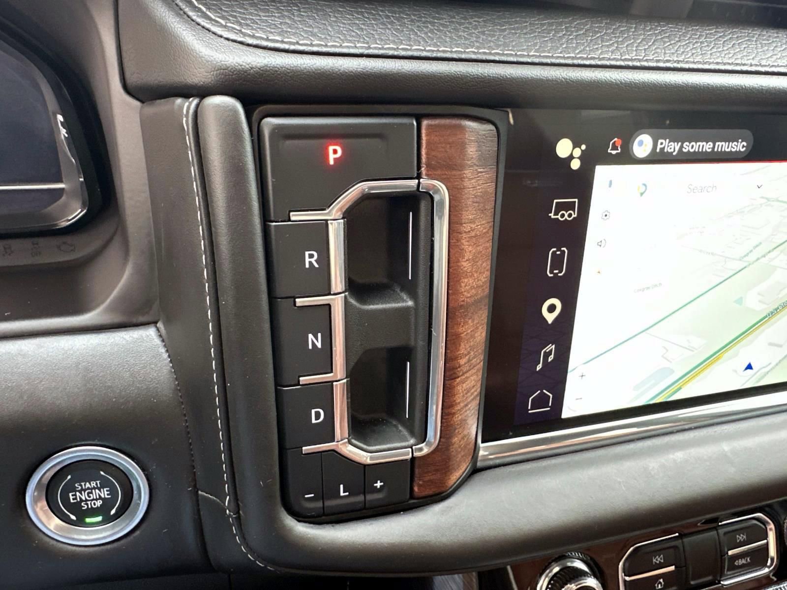 Used 2023 GMC Yukon XL Denali Ultimate image 24