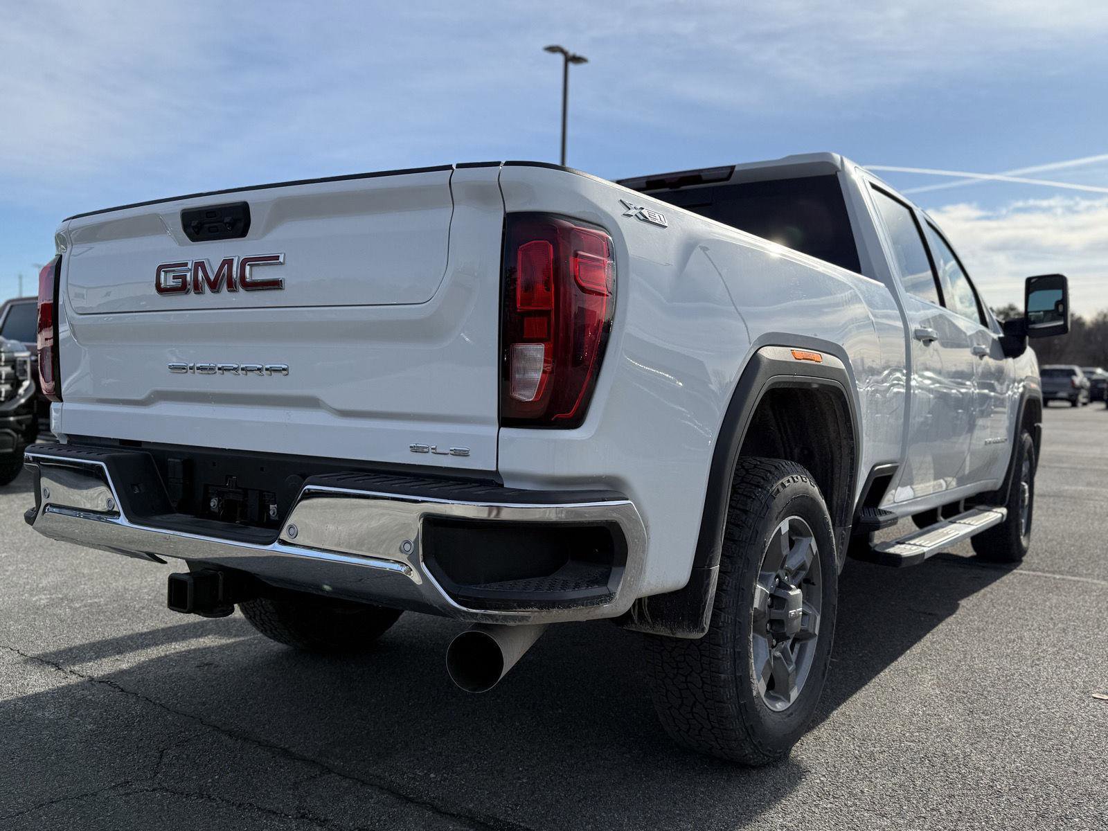 New 2026 GMC Sierra 2500 SLE w/ SLE Value Package; image 5